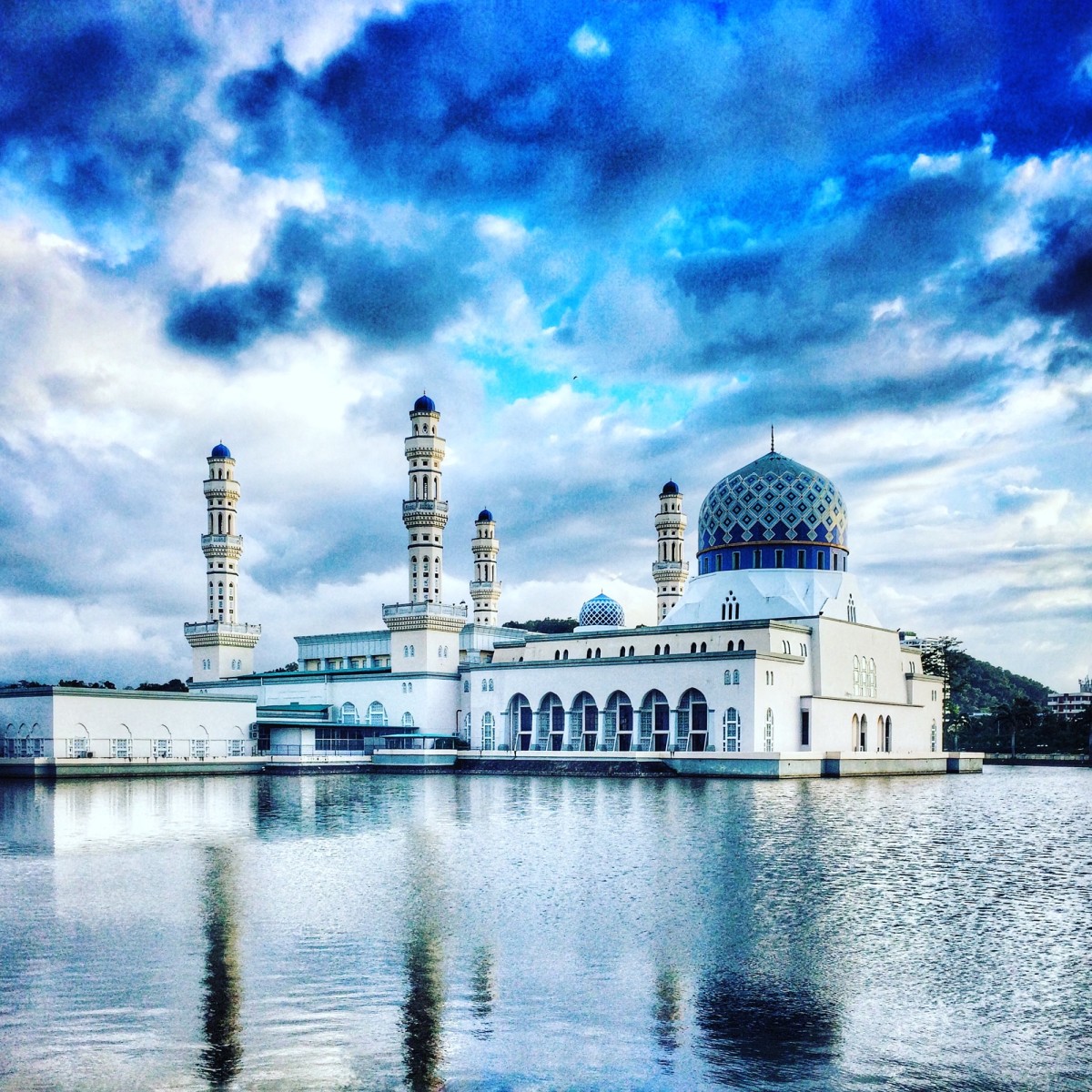Kota-Kinabalu-Borneo-1