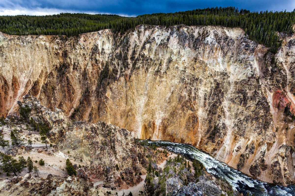 Yellowstone-Nationalpark-Wyoming-USA-19