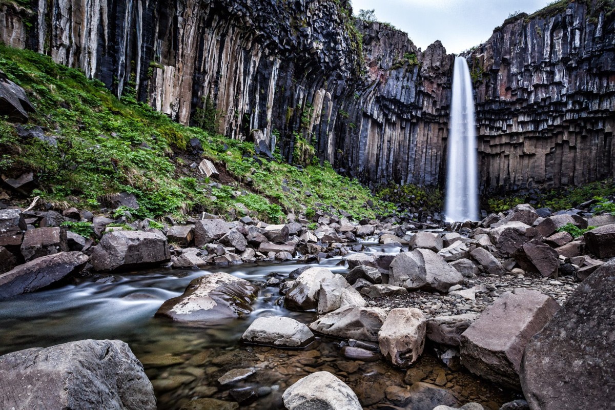 island-ringstrasse-svartifoss-5