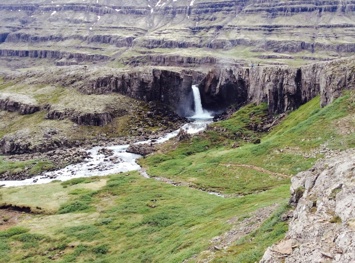 island-folaldafoss-wasserfall-4